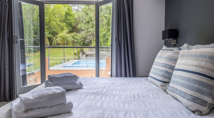 Photo of Slate & Cotton