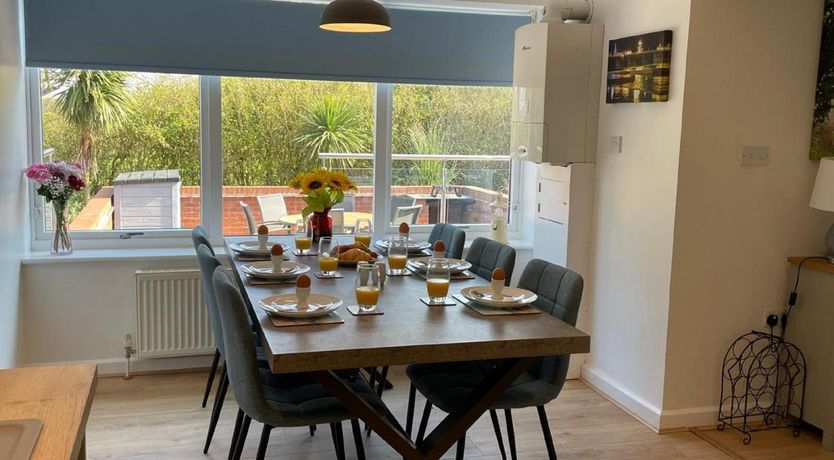 Photo of 3 Bed in Overstrand