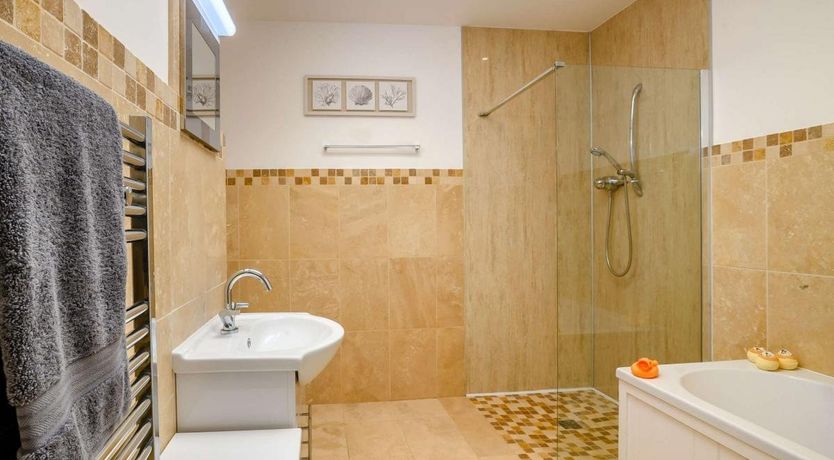 Photo of 3 Bed in Overstrand