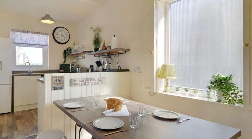 Photo of 5 Bed in Heysham