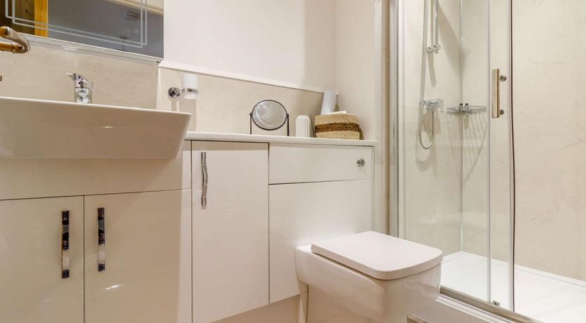 Photo of 2 Bed in Kemeys Commander