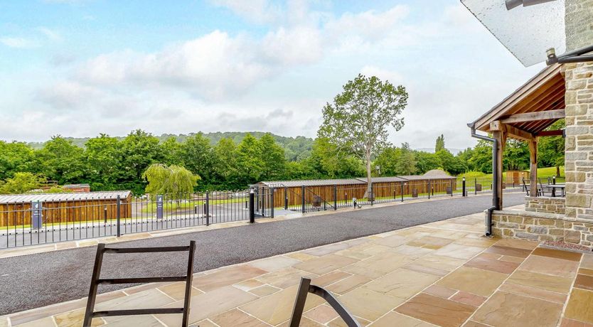 Photo of 2 Bed in Usk-