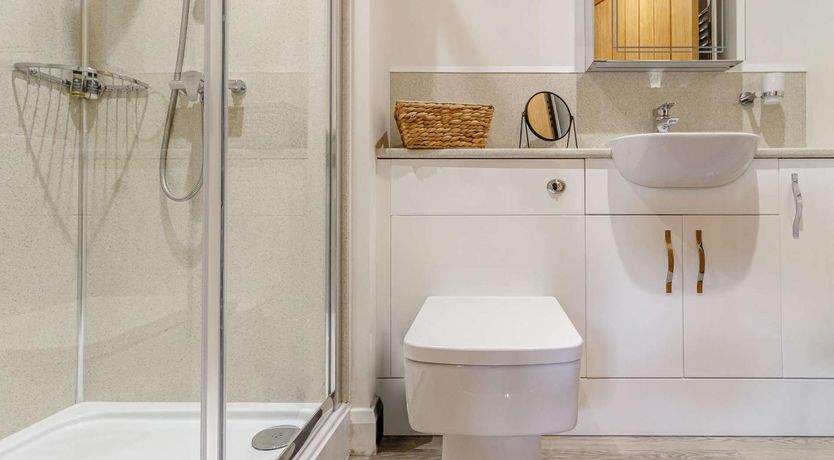 Photo of 2 Bed in Usk-