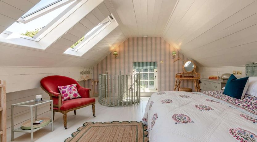 Photo of 1 Bed in Catherington