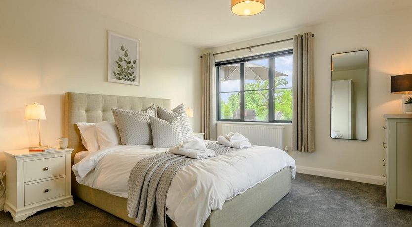 Photo of 2 Bed in Kemeys Commander