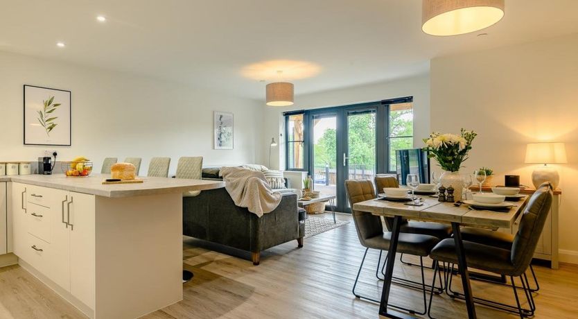 Photo of in Usk  (87950)