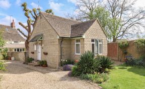 Photo of Straw Cottage