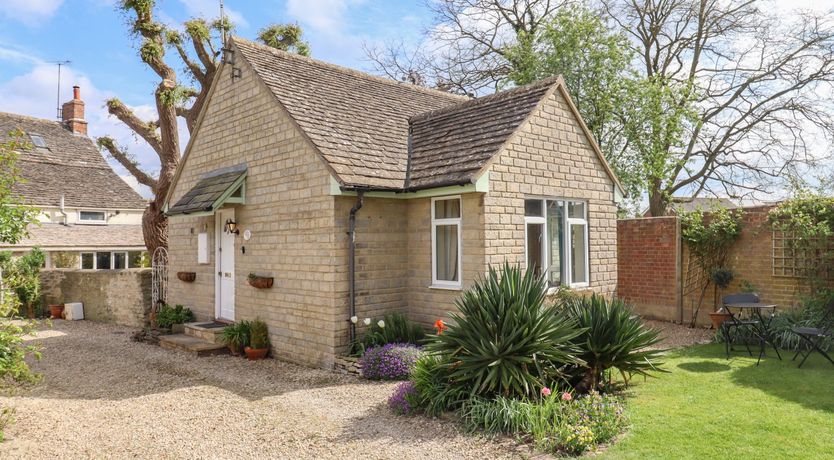 Photo of Straw Cottage