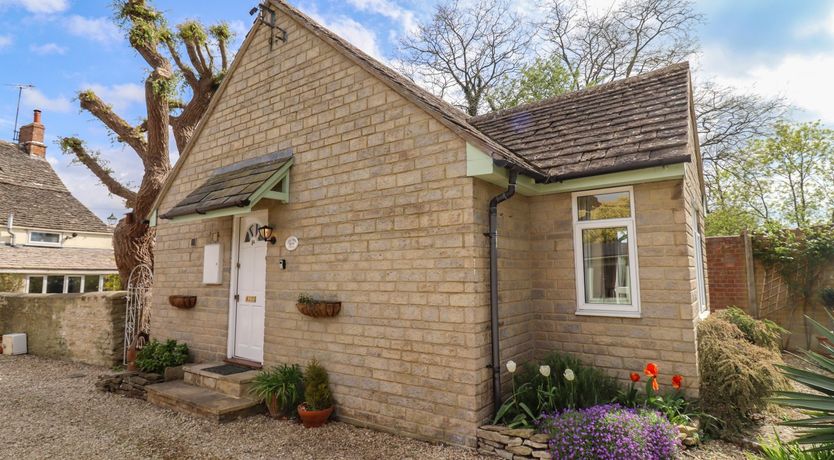 Photo of Straw Cottage