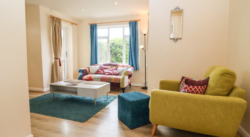 Photo of Straw Cottage