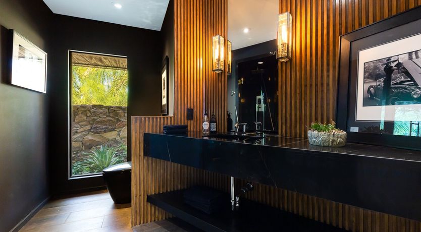 Photo of Poolside Glamour