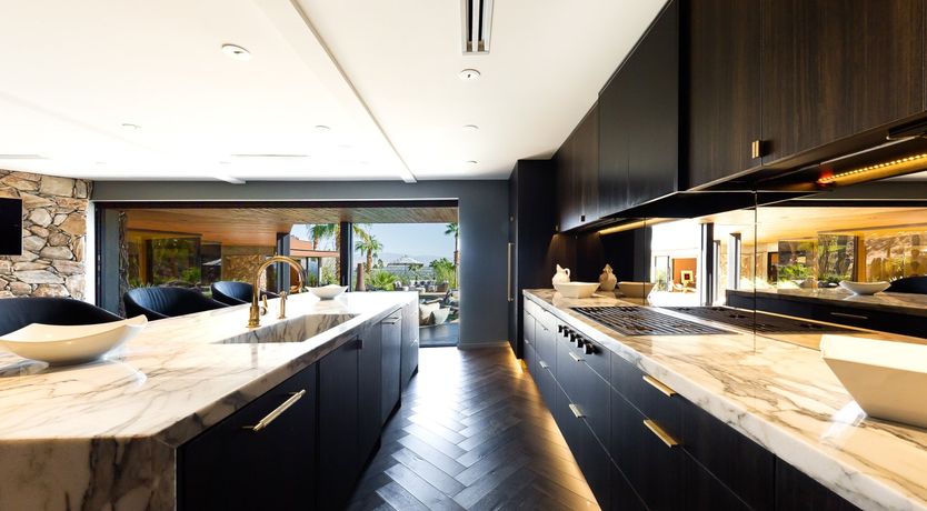 Photo of Poolside Glamour