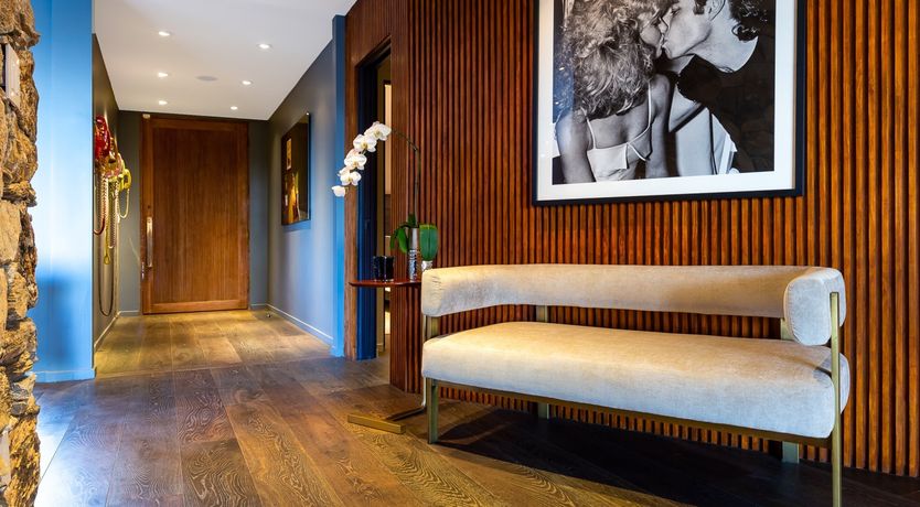 Photo of Poolside Glamour