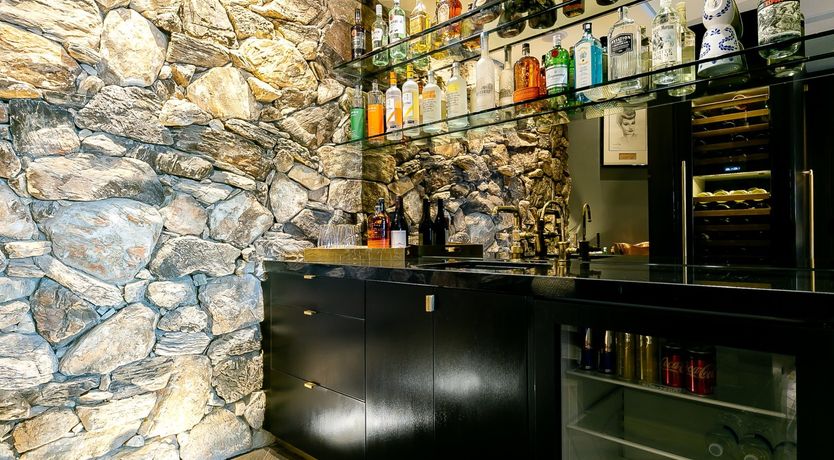 Photo of Poolside Glamour