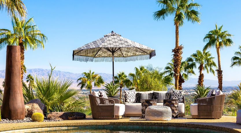 Photo of Poolside Glamour