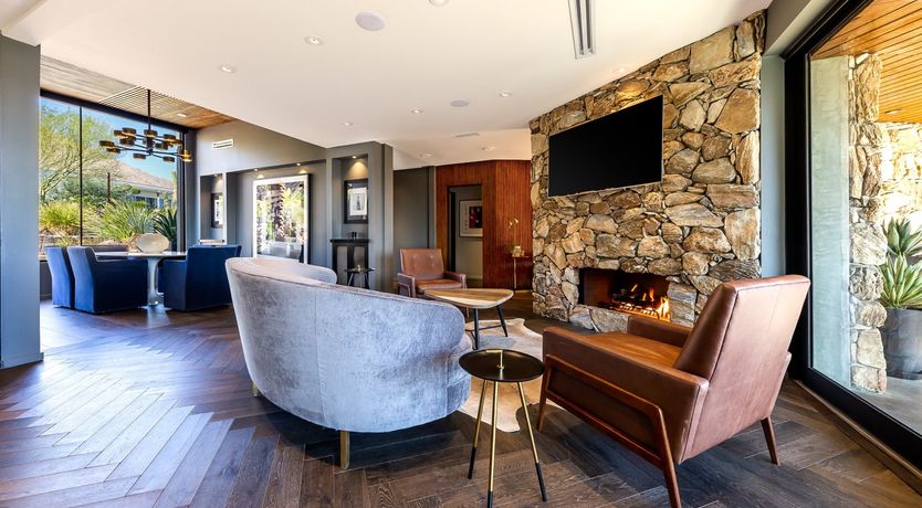 Photo of Poolside Glamour