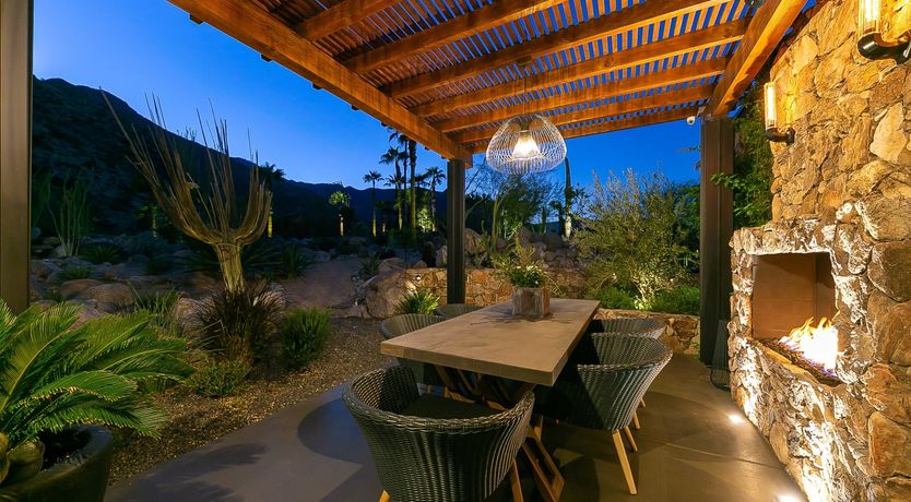 Photo of Poolside Glamour