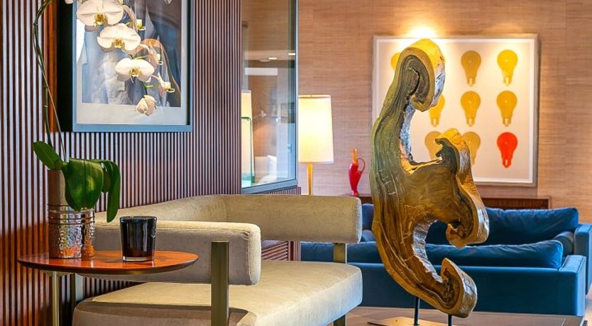 Photo of Poolside Glamour