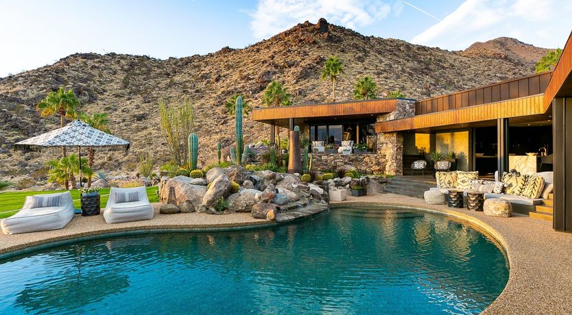 Photo of Poolside Glamour