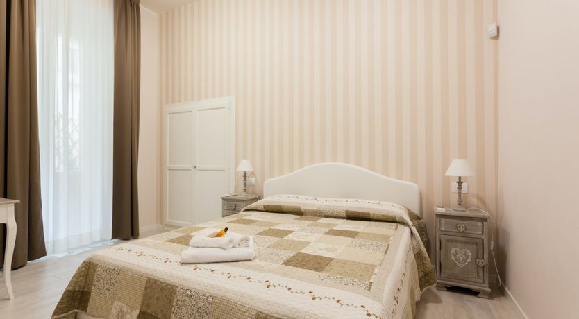 Photo of Roaming Rome