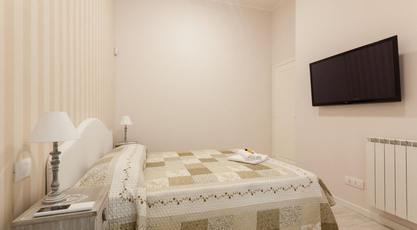 Photo of Roaming Rome