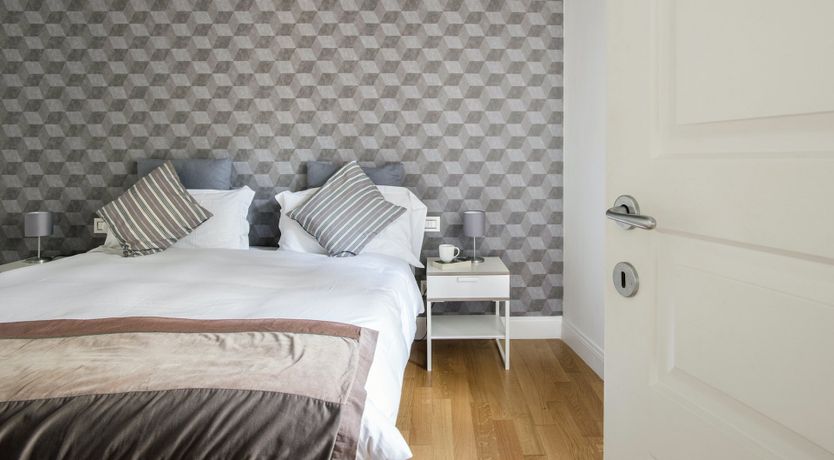 Photo of Noon Herald