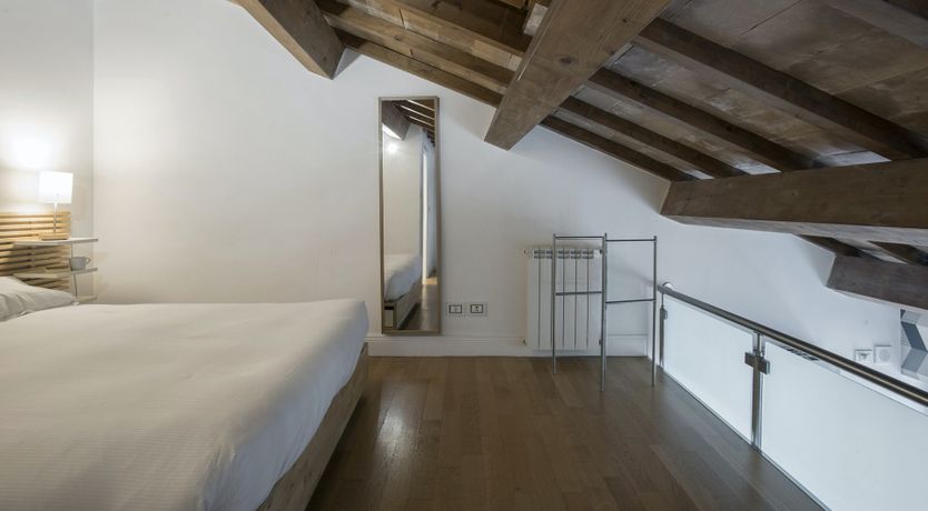 Photo of Noon Herald