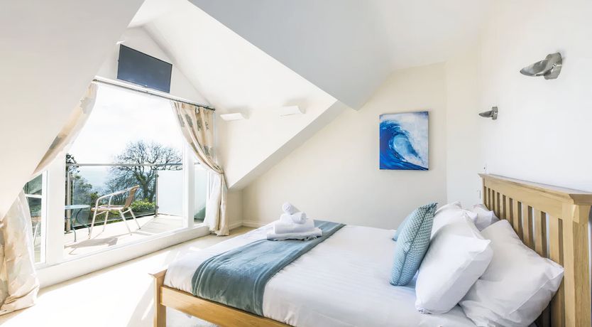 Photo of The Toast of The Coast