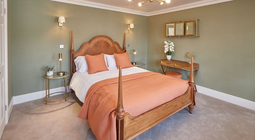 Photo of Lister & Walker