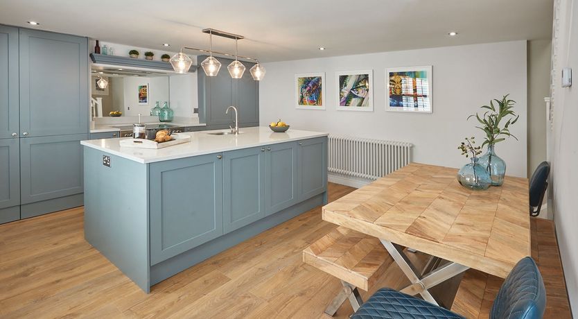 Photo of Lister & Walker