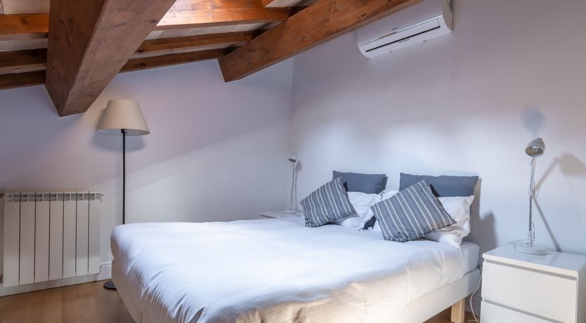 Photo of Dusk Herald