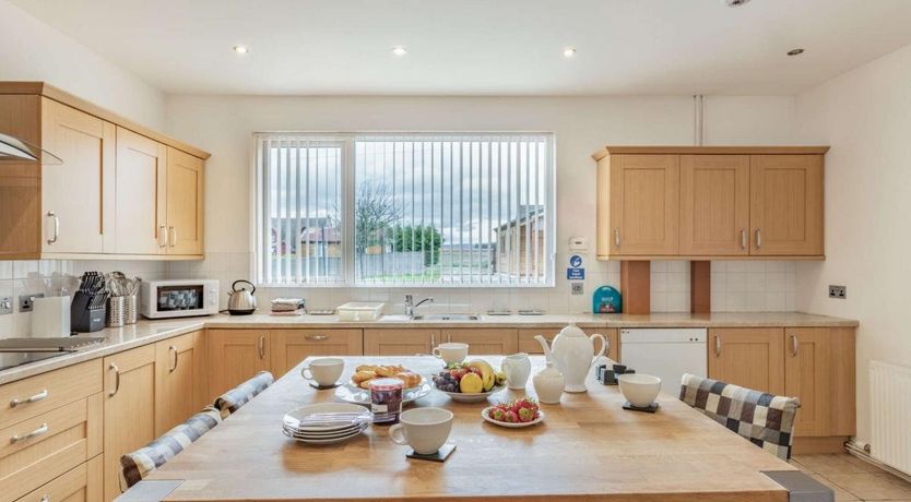 Photo of 4 Bed in Tomintoul