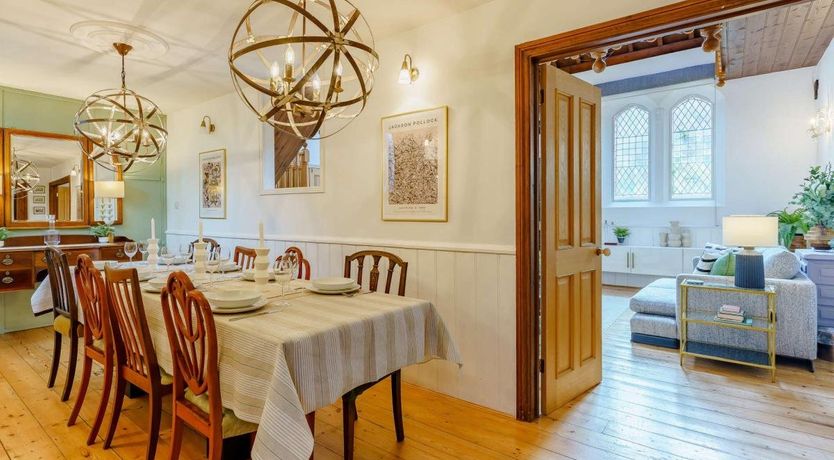 Photo of 4 Bed in Whitwell