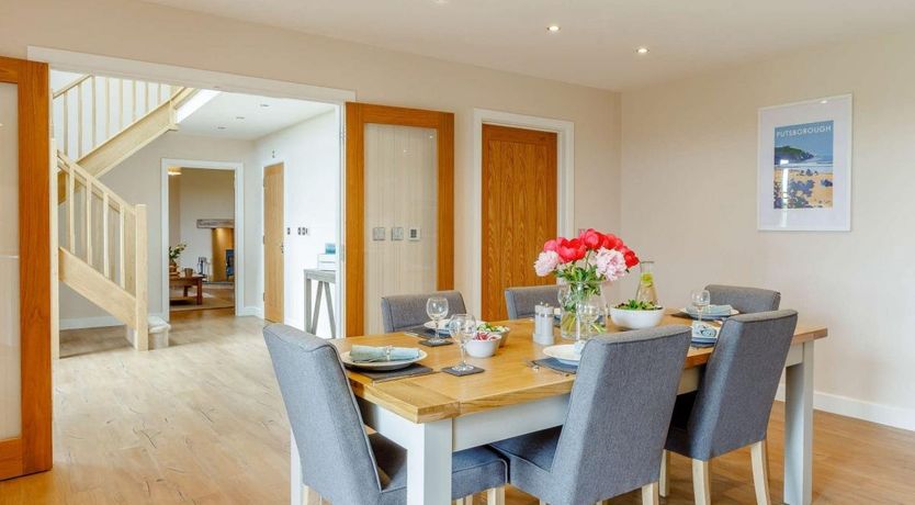 Photo of 3 Bed in Lydacott