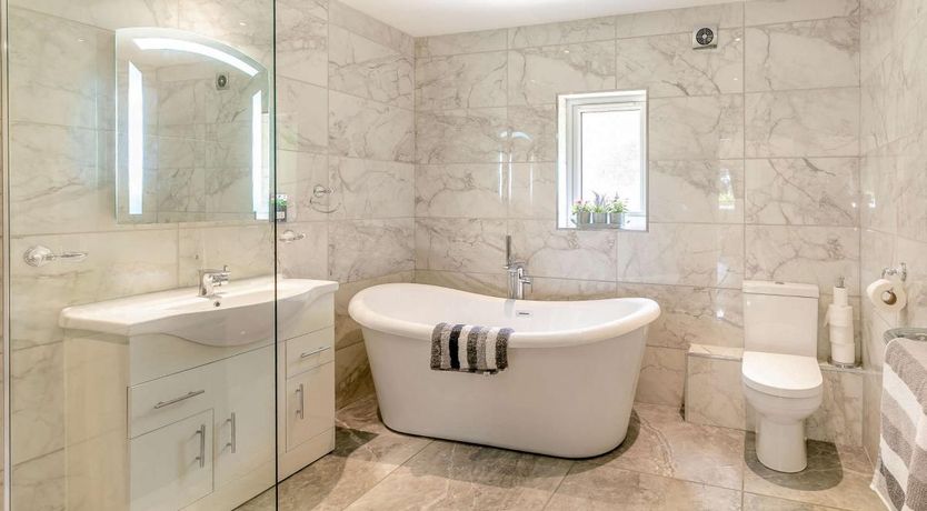 Photo of 2 Bed in West Heslerton