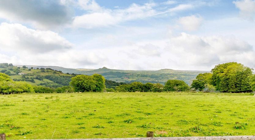 Photo of 1 Bed in Abergavenny