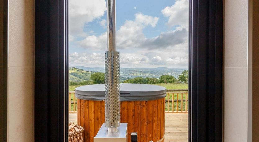 Photo of 1 Bed in Llanover