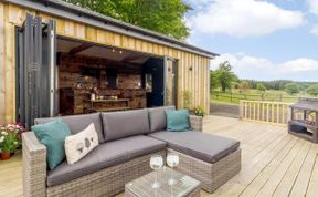 Photo of in Llanover (88015)