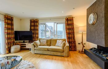 4 Bed in Newport Holiday Cottage