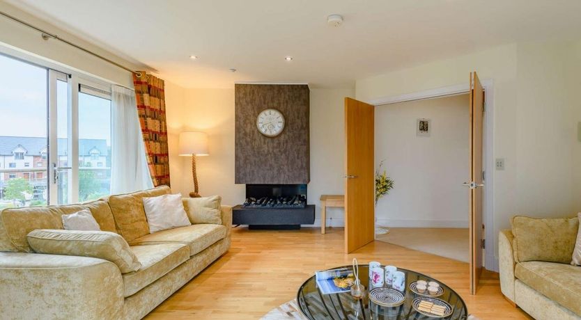 Photo of 4 Bed in Binfield