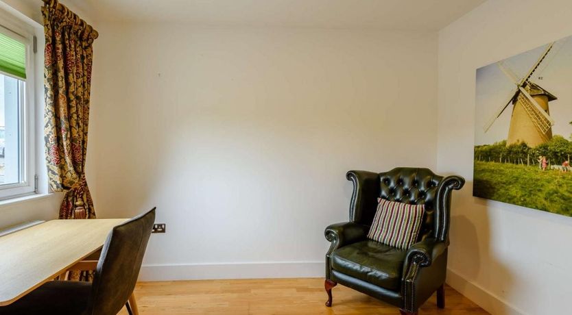 Photo of 4 Bed in Binfield