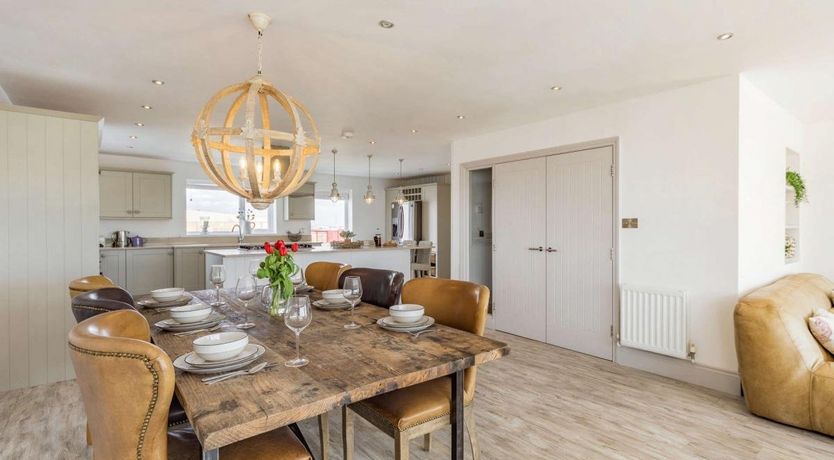 Photo of 4 Bed in Blyth