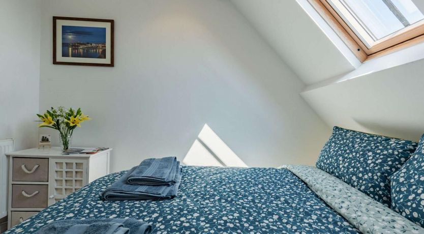 Photo of 2 Bed in Tenby