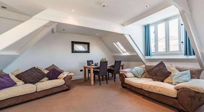 Photo of 2 Bed in Tenby