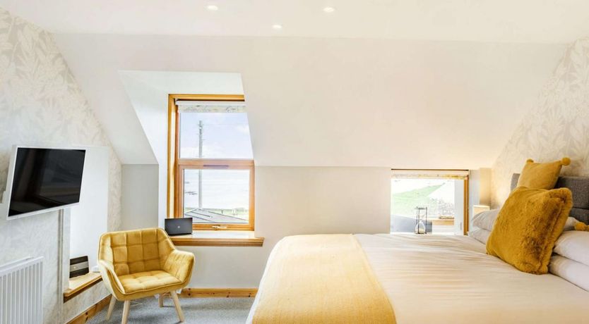 Photo of 4 Bed in Findochty