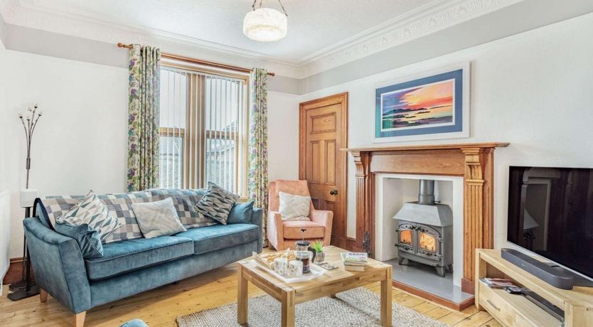 Photo of 4 Bed in Findochty