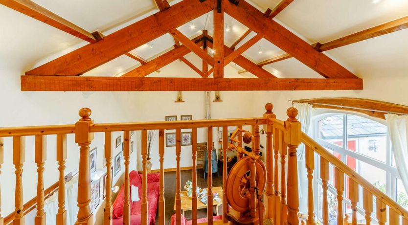 Photo of 2 Bed in Croft Ends