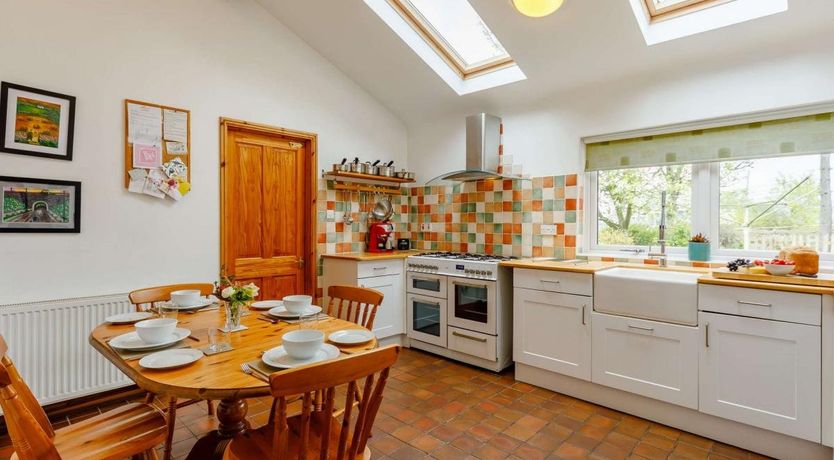 Photo of 2 Bed in Croft Ends