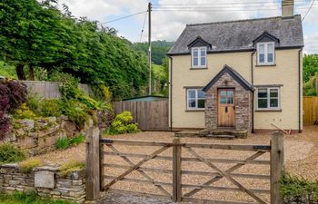 4 Bed in Brecon Holiday Cottage