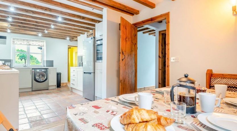 Photo of 4 Bed in Velindre